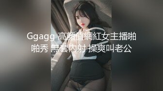 kcf9.com-大神偷拍美女 双胞胎姐妹逛街妹妹镜头前扭屁股露性感蕾丝骚