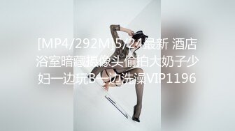 《贵在真实✿极品偸拍》女人坑女人！渣女大学校园校内浴池现场清晰曝光周末换衣间内部壮观场面一满屋子奶子屁股阴毛好过瘾