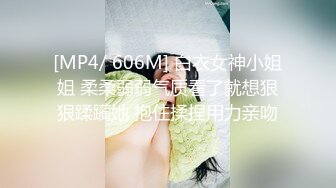 双马尾清纯美眉上位啪啪 很害羞 身材不错 大奶子 稀毛粉鲍鱼 被无套输出