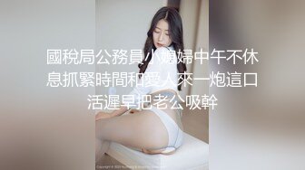 超正大奶女友大早上就很饥渴舔JJ，舔的很销魂身材很棒怎么艹都不烦